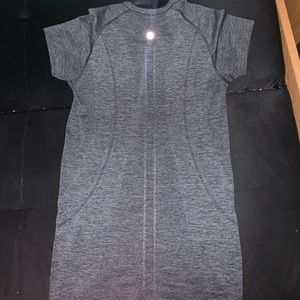 lululemon short sleeve